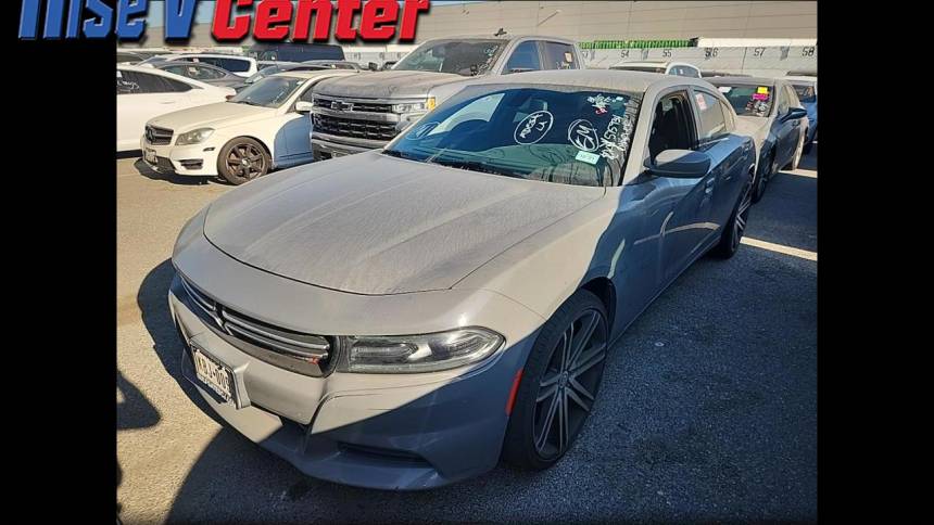 2017 dodge charger se