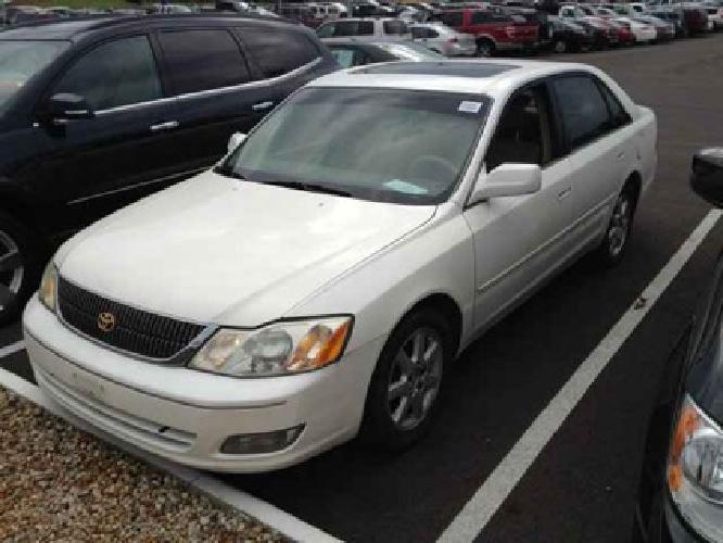 2001 toyota avalon xls w/bench seat in columbus, oh