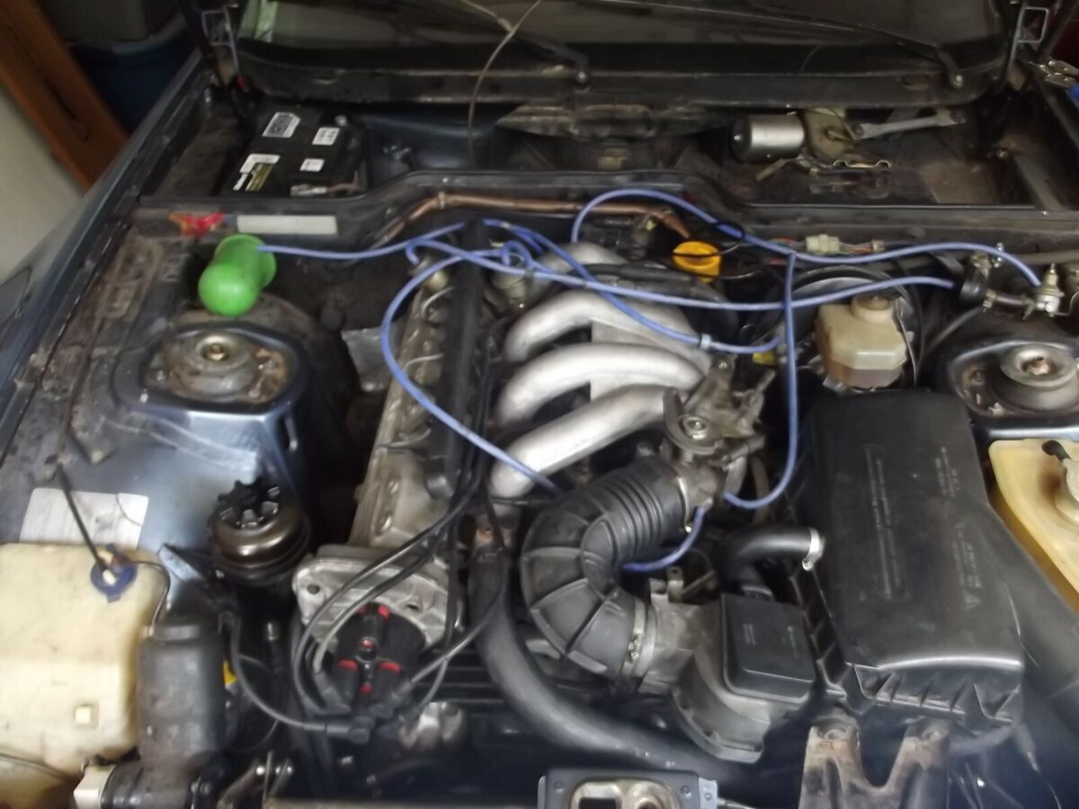 1983 porsche 944 2dr hatchback
