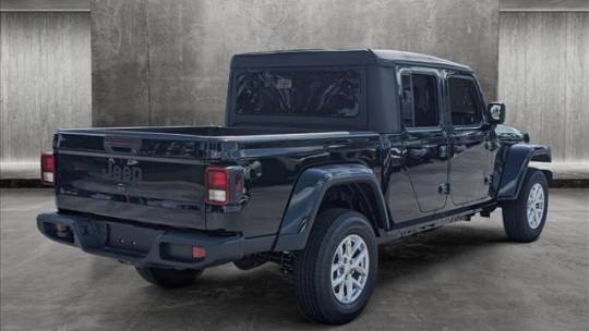 2023 Jeep Gladiator