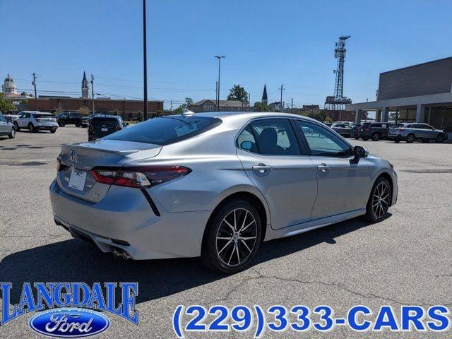 2021 toyota camry se in clyattville, georgia