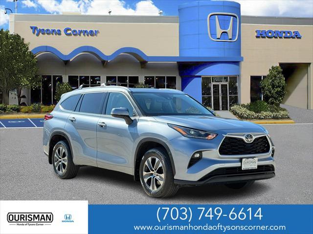 2021 toyota highlander xle