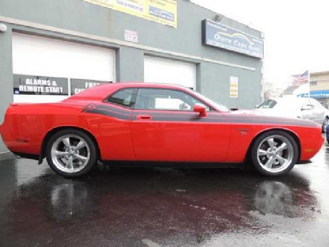 2010 dodge challenger r/t in copiague, ny