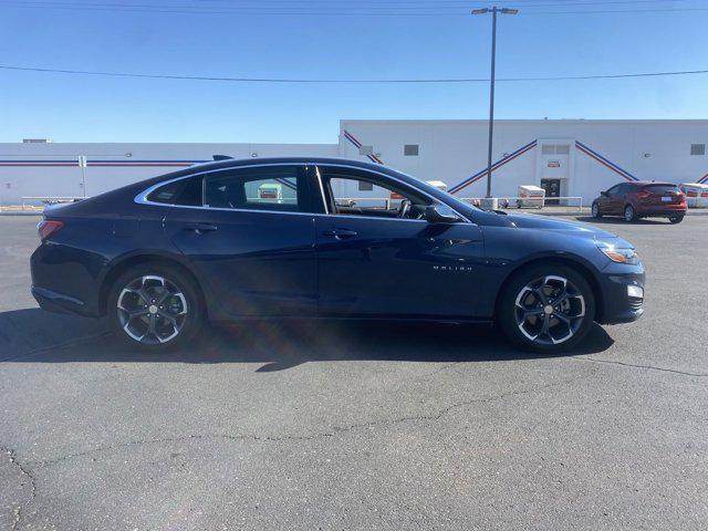 2022 chevrolet malibu fwd lt