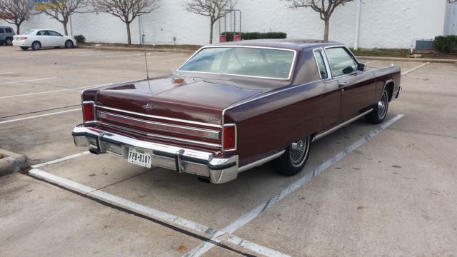 rare 1977 lincoln town coupe (no vinyl top) fresh paint, original formula