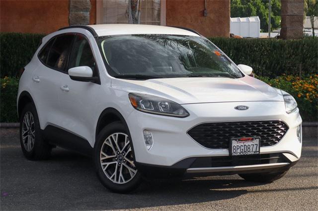 2020 ford escape sel