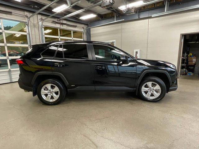 2020 toyota rav4 hybrid xle