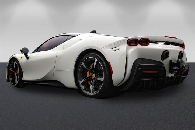 2023 ferrari sf90 stradale base