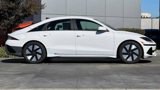 2025 Hyundai IONIQ 6