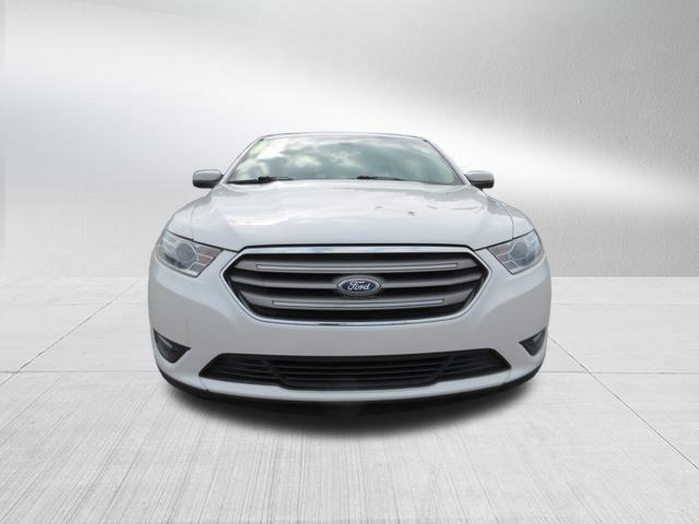 2018 ford taurus sel