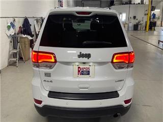 2020 Jeep Grand Cherokee laredo