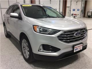 2019 Ford Edge titanium