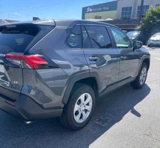 2023 toyota rav4 le