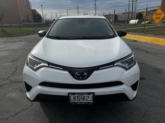 2018 toyota rav4 le