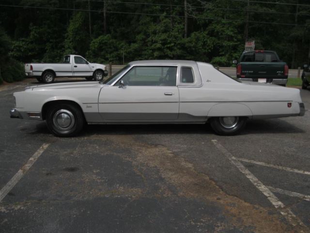 1975 chrysler imperial lebaron hardtop 2-door 7.2l