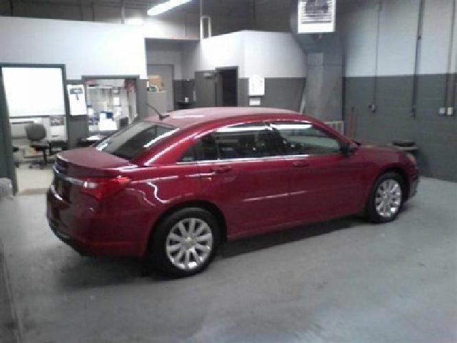 2012 chrysler 200 touring sedan 4d in pittsburgh, pa