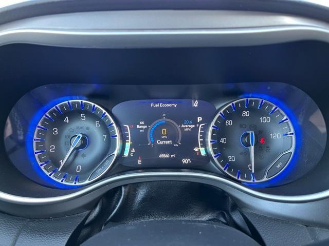 2023 chrysler pacifica touring-l