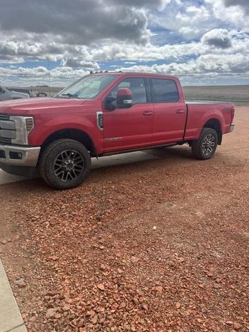2019 ford f-350 lariat