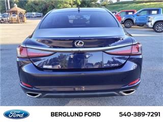 2020 Lexus ES base