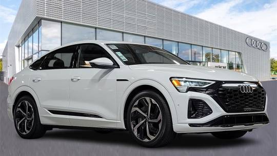 2024 Audi Q8 e-tron