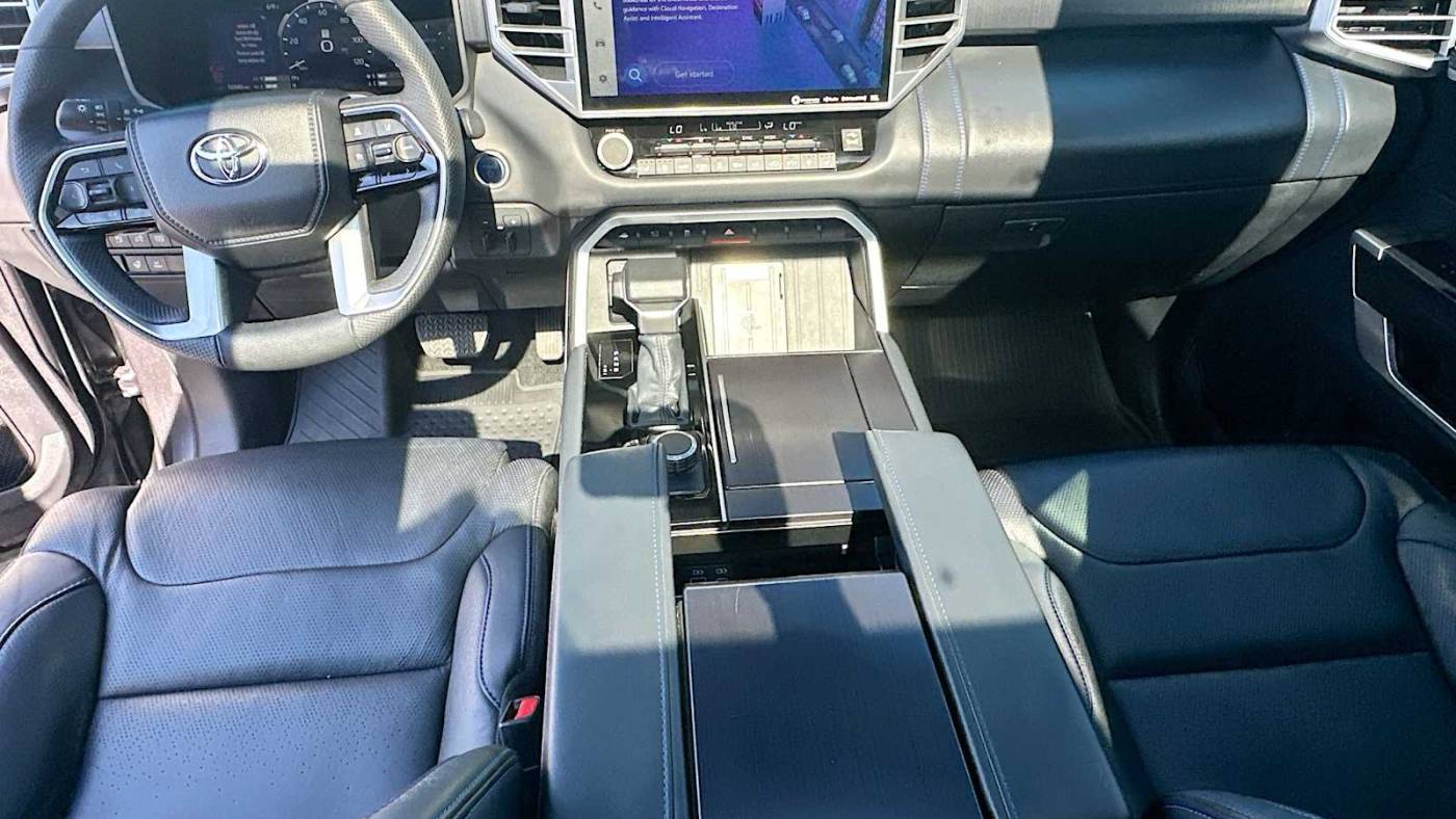 2023 toyota sequoia platinum