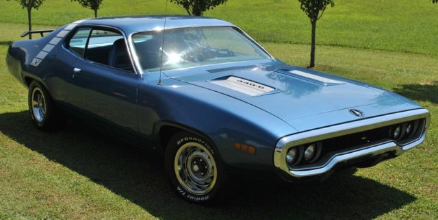 very nice real rm coded roadrunner with a real 440 six pack and fender tag