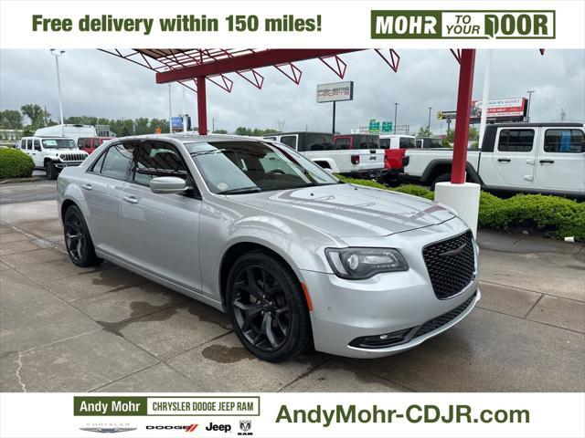 2022 chrysler 300 s