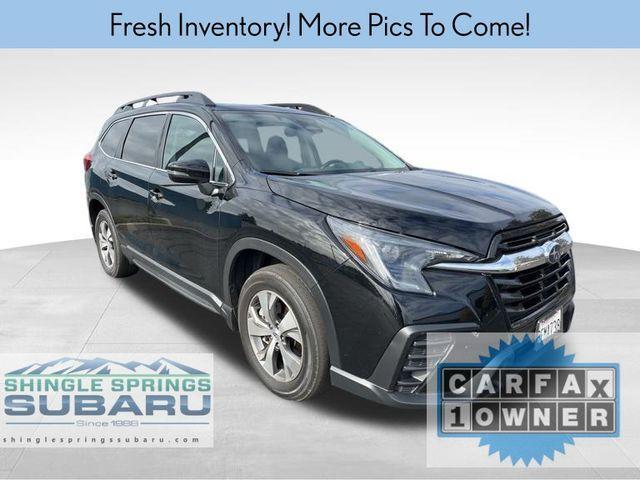 2023 subaru ascent premium 8-passenger