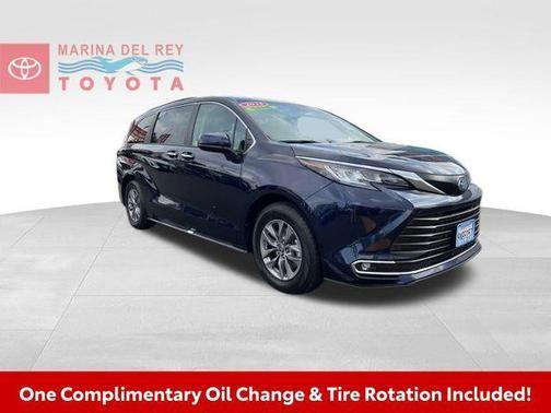 2023 toyota sienna