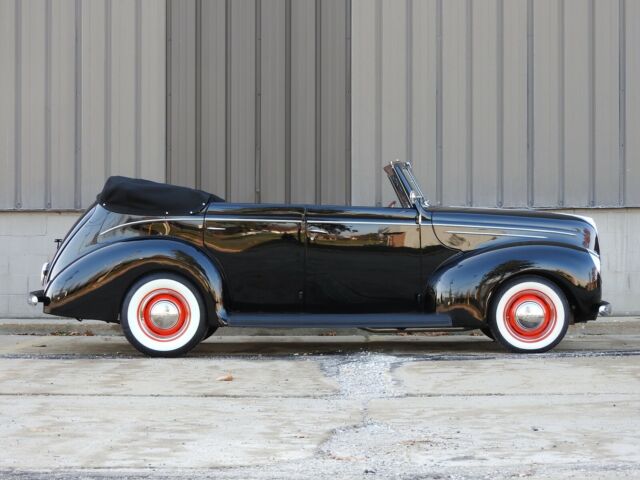 1939 ford deluxe convertible sedan, restomod, hot rod, street rod, custom