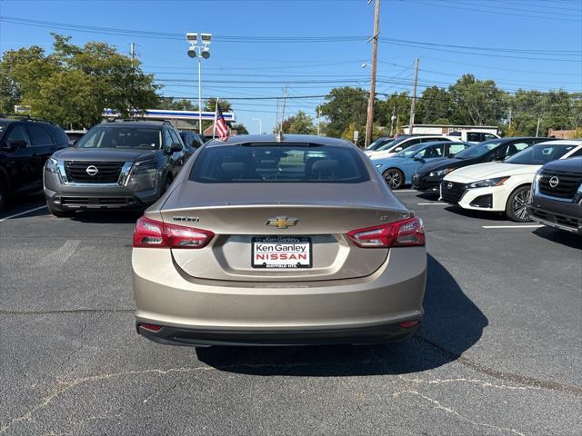 2022 chevrolet malibu lt