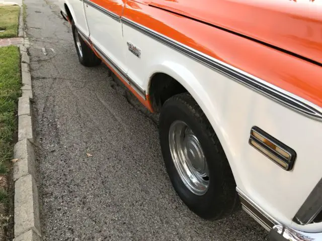 1972 gmc sierra grade short box original color orenge and white 350 engine clean
