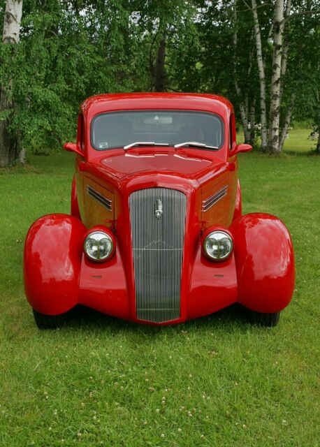 1935 plymouth 2-door coupe custom street rod