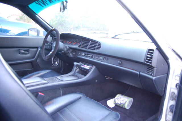 1988 porsche 944 martini replica
