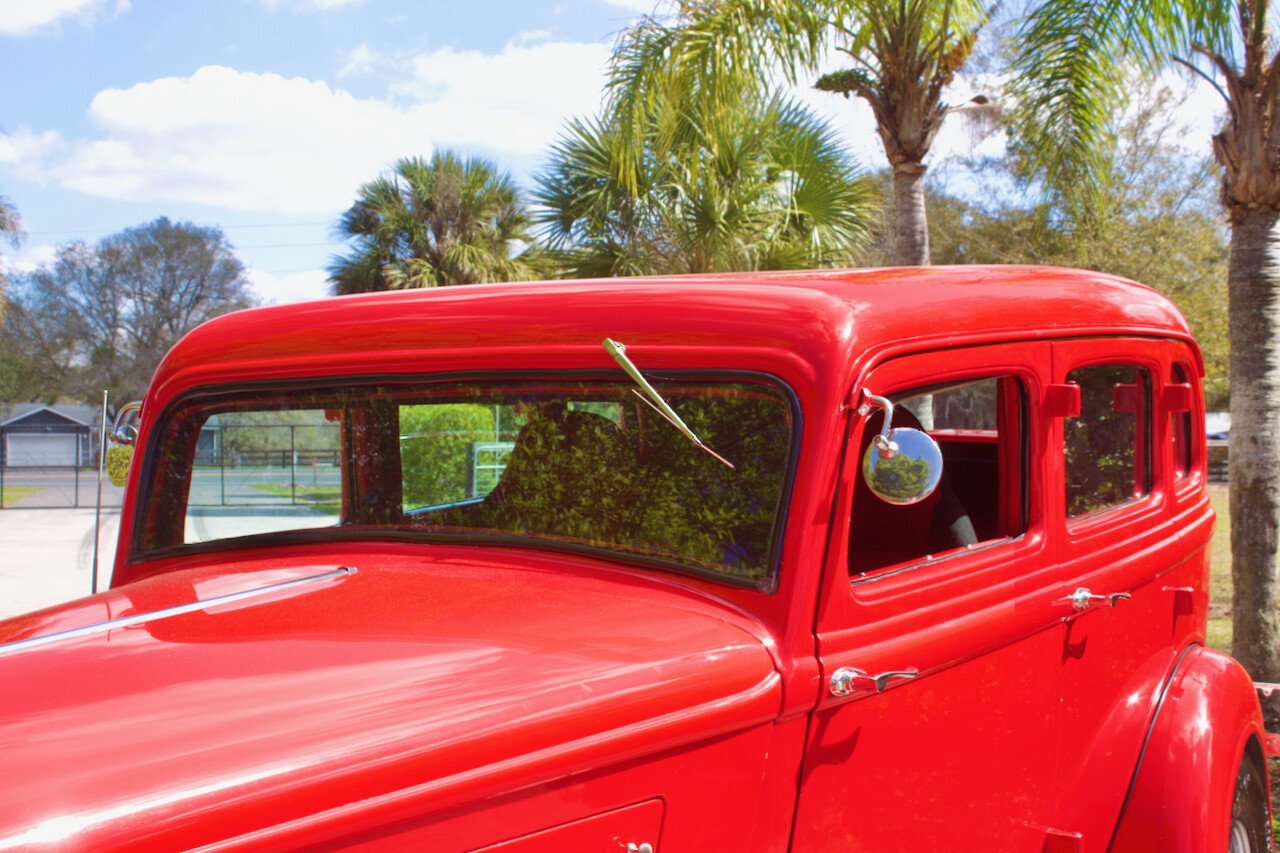 1934 plymouth deluxe