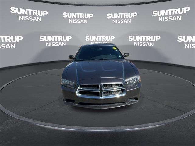 2014 dodge charger se