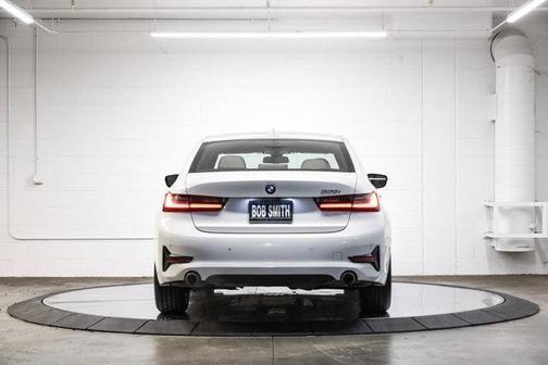 2022 bmw 330