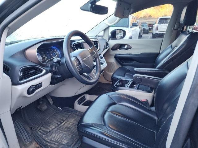 2020 chrysler voyager lxi