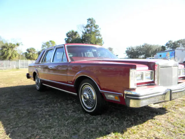 vintage 1981 lincoln town car signature series medium red full size luxury car