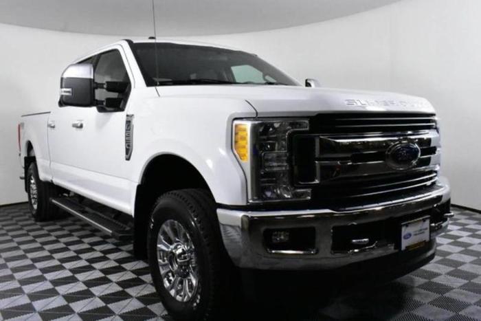 2017 ford f-250 super duty xlt 4x4 xlt 4dr crew cab 8 ft. lb pickup for sale in meridian, idaho