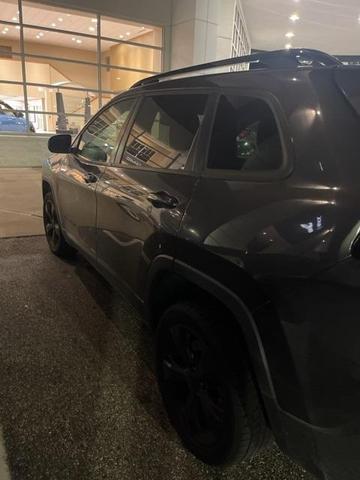 2016 jeep cherokee altitude