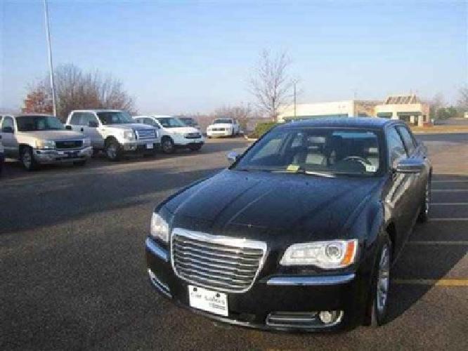 2012 chrysler 300 limited sedan 4d in roanoke, va
