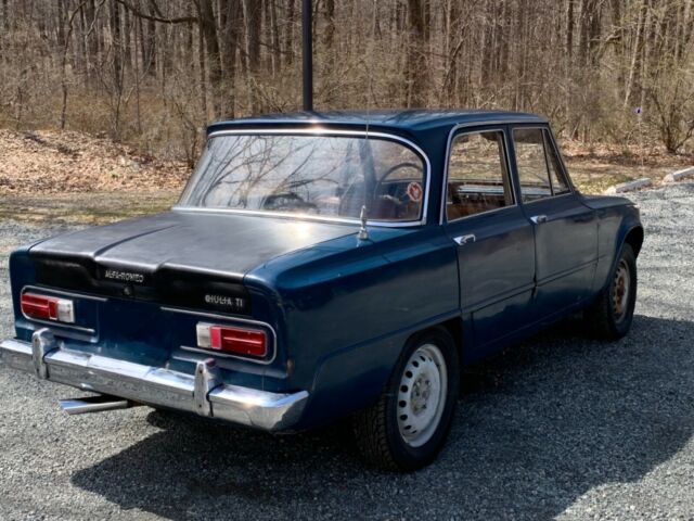 1967 alfa romeo giulia ti 1600cc engine 4 door sedan