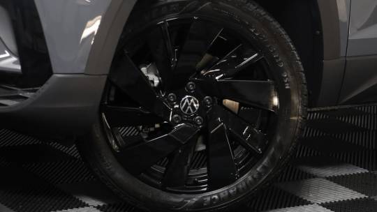 2024 Volkswagen Taos