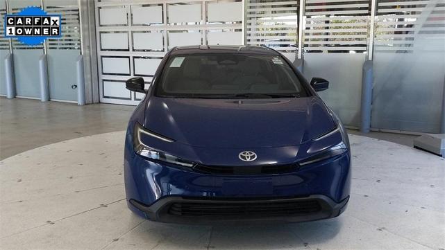 2024 toyota prius le