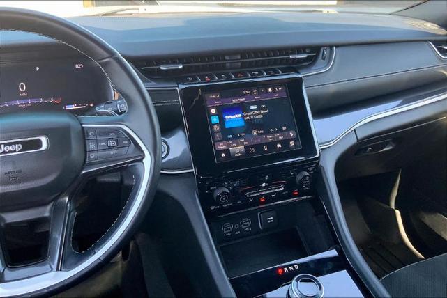2022 jeep grand cherokee l laredo