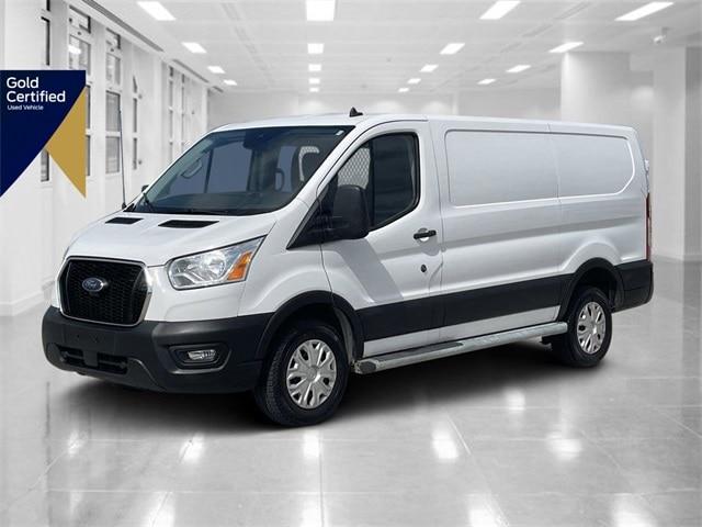 2022 ford transit-250 base