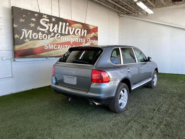 2004 porsche cayenne s