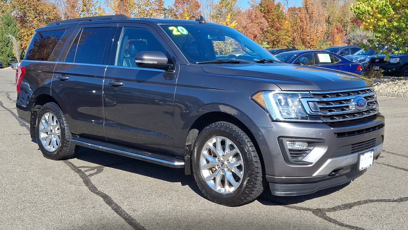 2020 ford expedition xlt