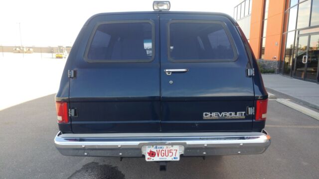 suburban silverado 4x4 with only 6627 miles